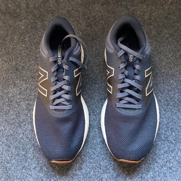 New Balance 520 V7 M520MK7 Navy Blue Original Size 43 / 27.5 cm [PRELOVED]