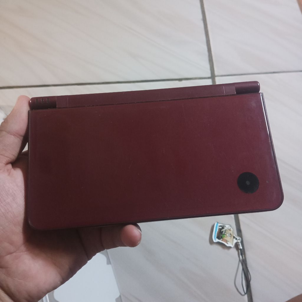 nintendo dsi xl