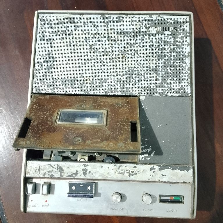 radio jadul pemutar kaset pita