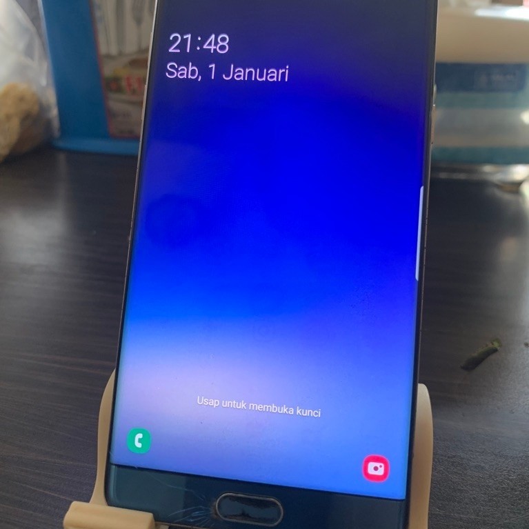 Samsung Galaxy Note FE 4/64GB SEIN Fullset Mulus (Minus Retak Tipis)