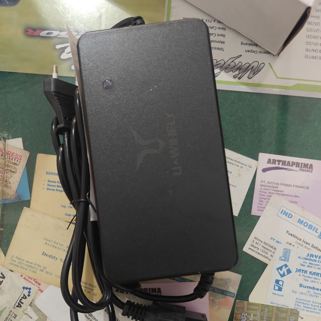 CHARGER LITHIUM UWINFLY T85 67,2V 4A