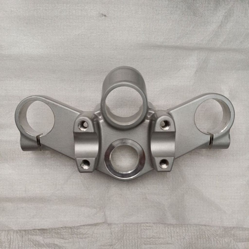 Segitiga atas Ninja 150 R original Kawasaki 44039-1267