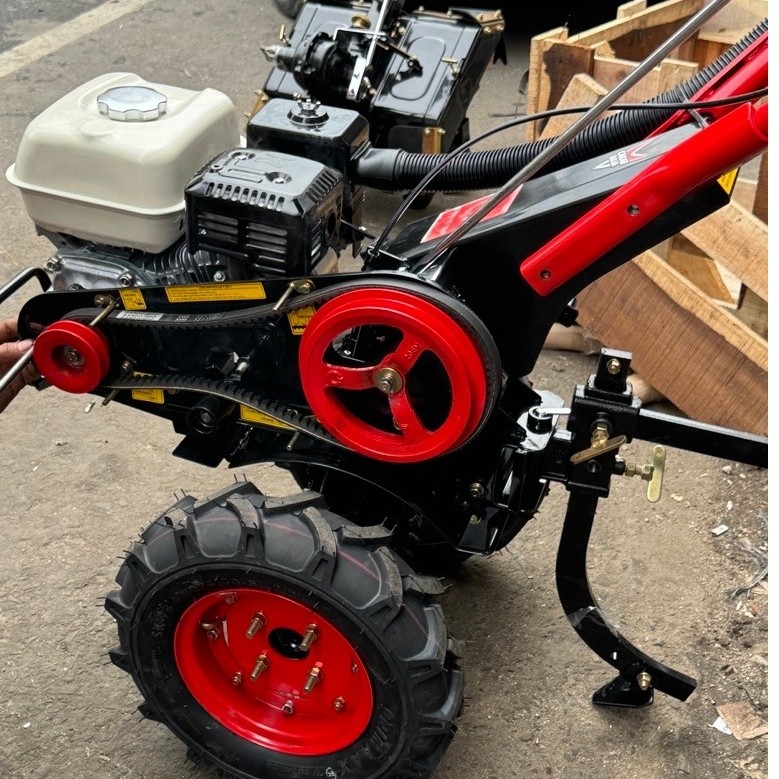 Traktor Cakar Baja QUICK Cultivator Cakar Baja QUICK Komplit RTH Dan Penggerak Honda GX200