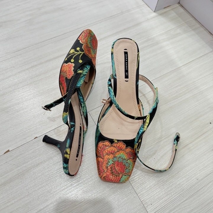 Zara heels - preloved
