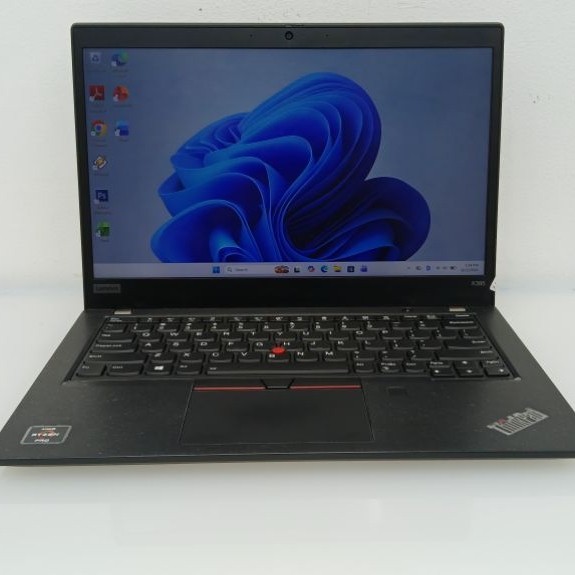 LENOVI THINKPAD X395 AMD RYZEN 7 3700U RAM 8GB SSD 256 TOUCSCREEN