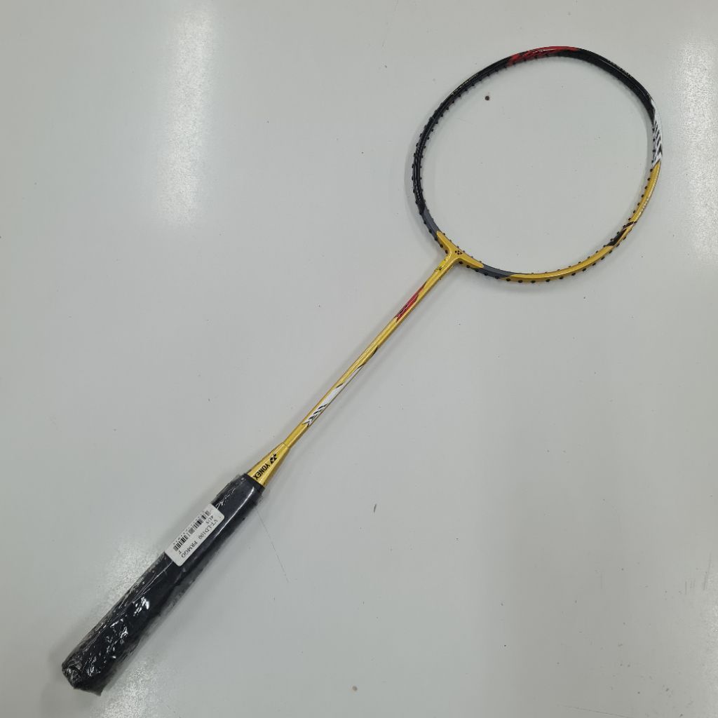 raket racket reket badminton bulutangkis yonex voltric LD 100 original