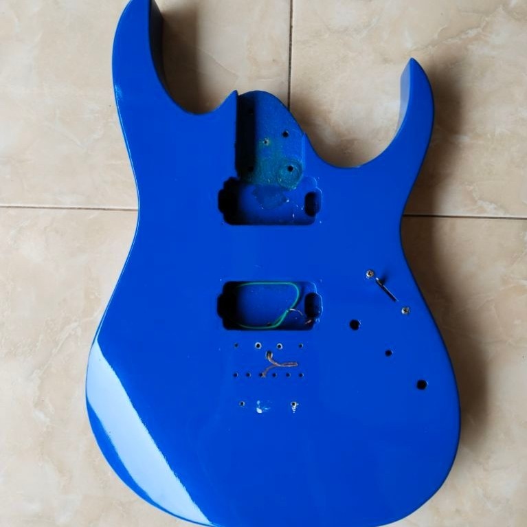 body gitar original Ibanez RG