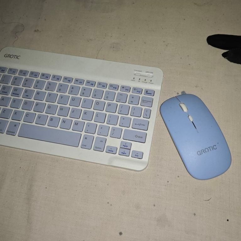 Mouse dan keyboard wireless Grotic