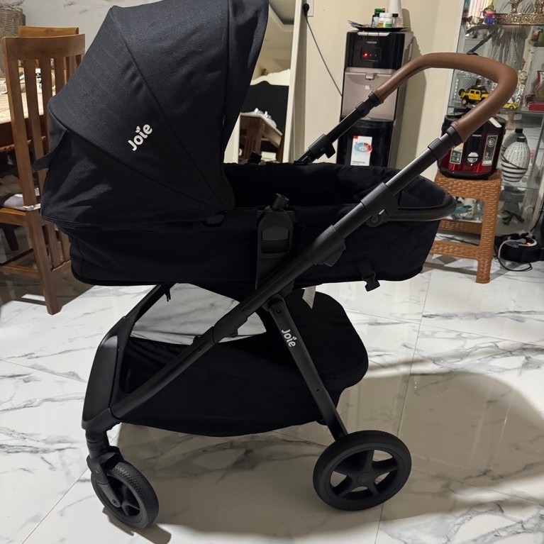 preloved/second/bekas Stroller Joie Ginger with Travel System Shale