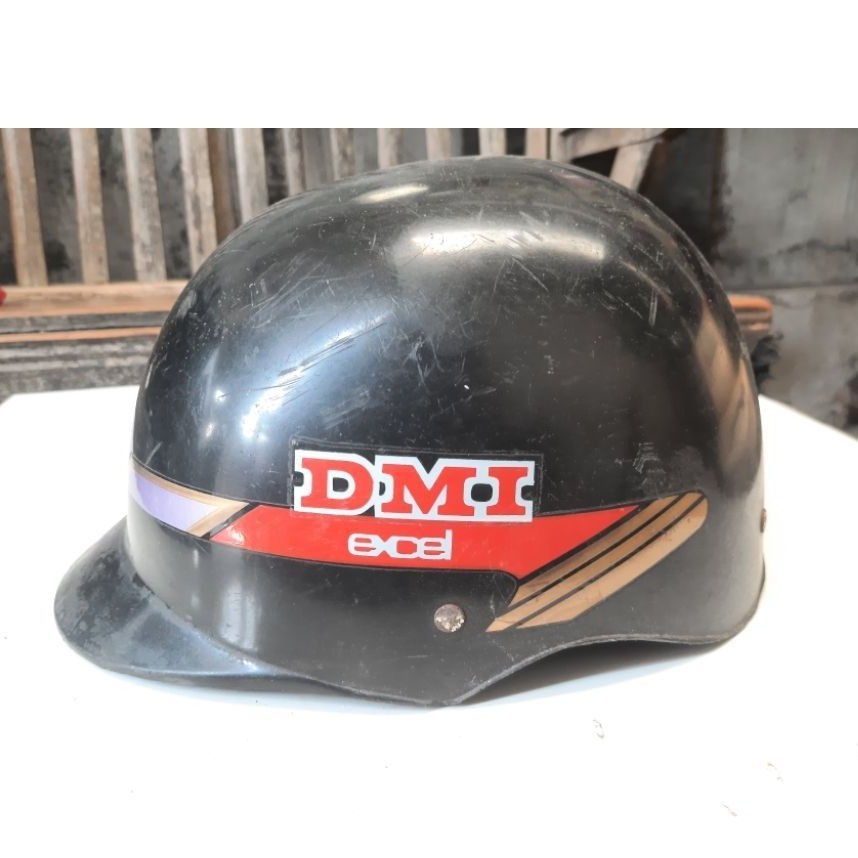 helm cibuk lawas utuh