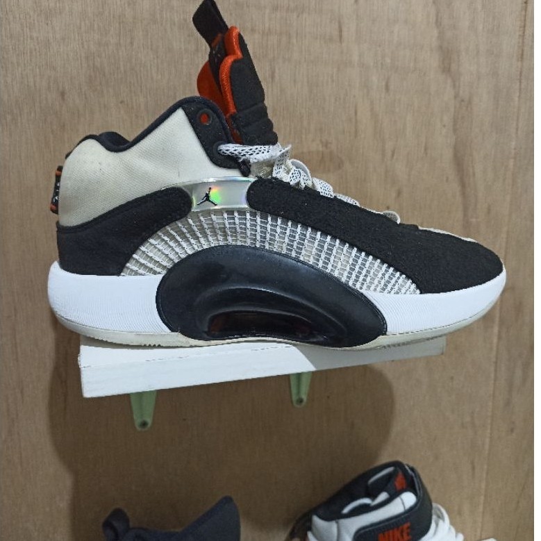 SEPATU BASKET NIKE AIR JORDAN 35 DNA SIZE 42
