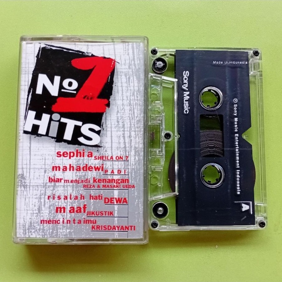 Kaset pita : NO 1 HITS.