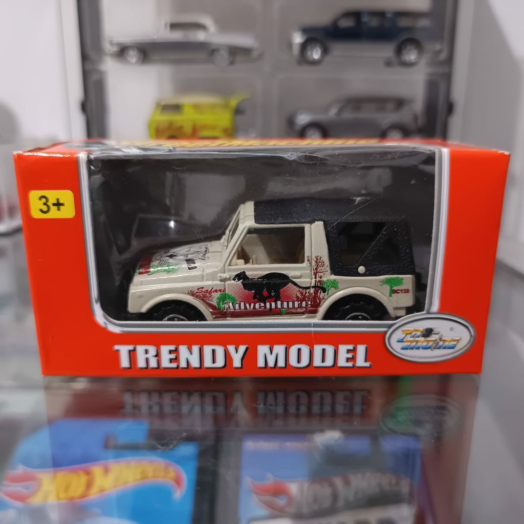 Diecast street machine Suzuki Jimny