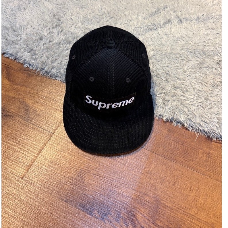 Topi New Era Fitted Supreme Box Logo Corduroy 7 1/2