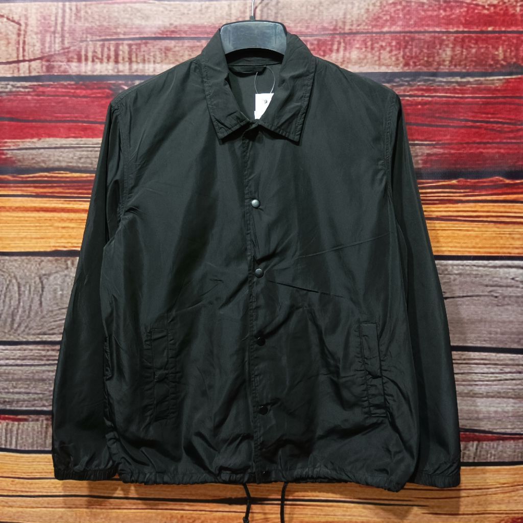 jaket coach 8 SECONDS tebal polos size L casual bagus