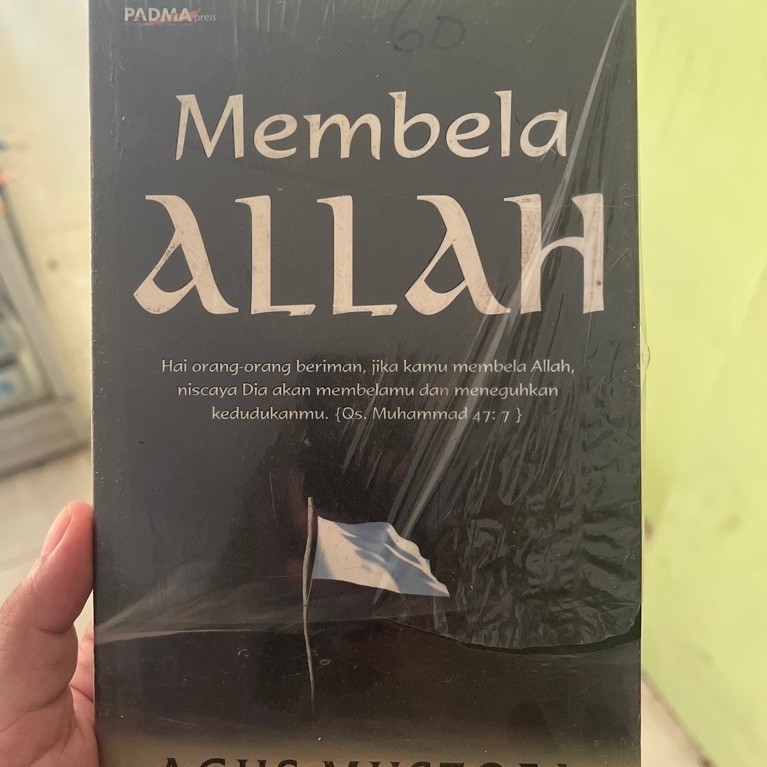 Membela Allah Agus Mustofa