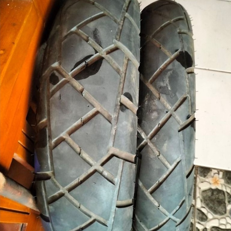 Ban original XSR IRC Trail winner depan 110/70 belakang 140/70