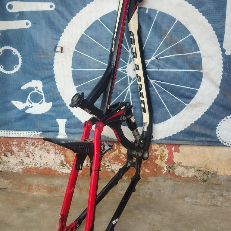 frame united dominate 3 27,5