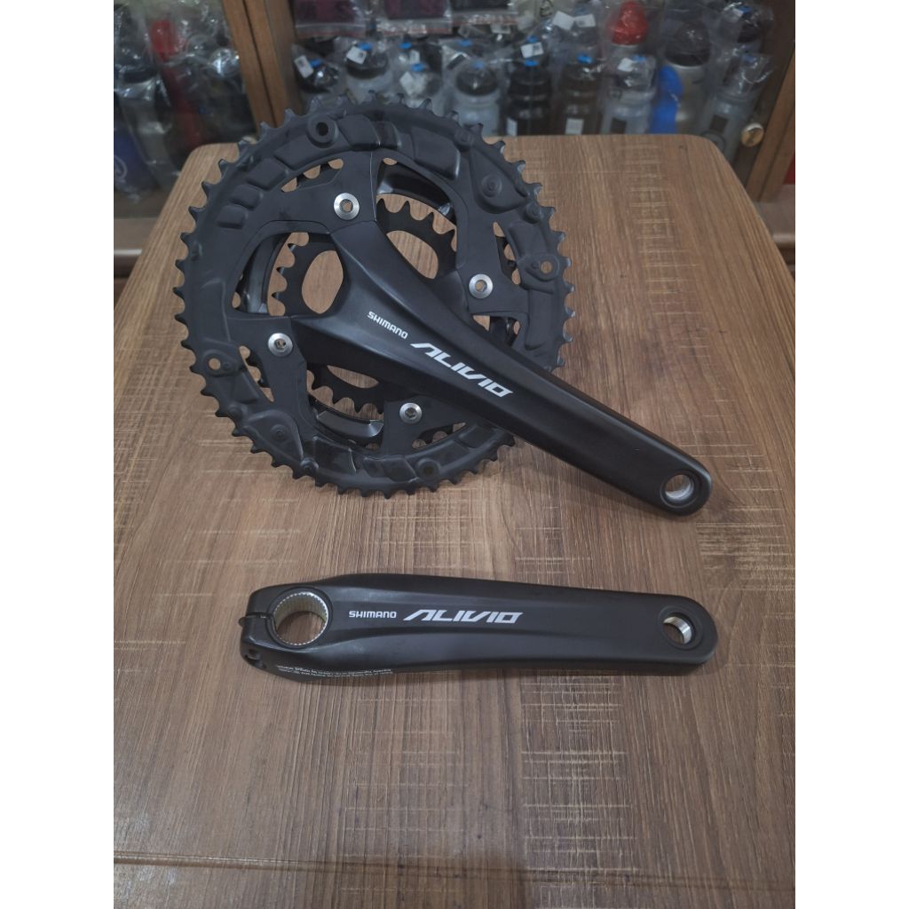 Crankset Shimano Alivio FC-T4060 9 Speed 48-36-26T Hollowtech ll - New Ori