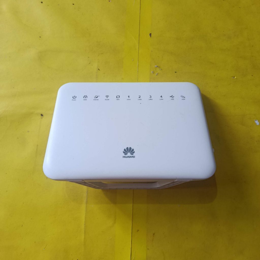 HUAWEI LG8245V ROUTER WIRELESS