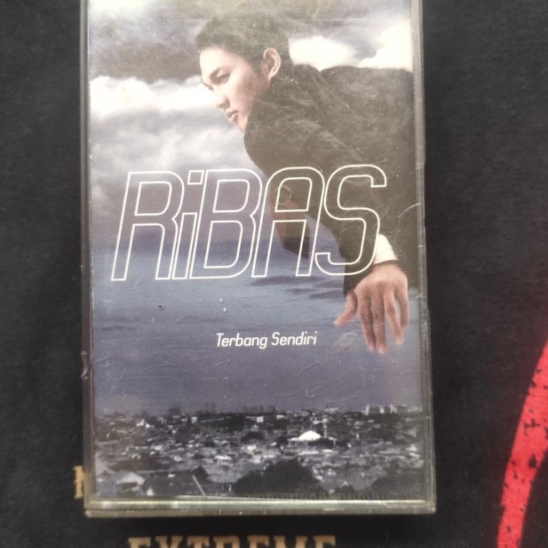 KASET RIBAS - TERBANG SENDIRI