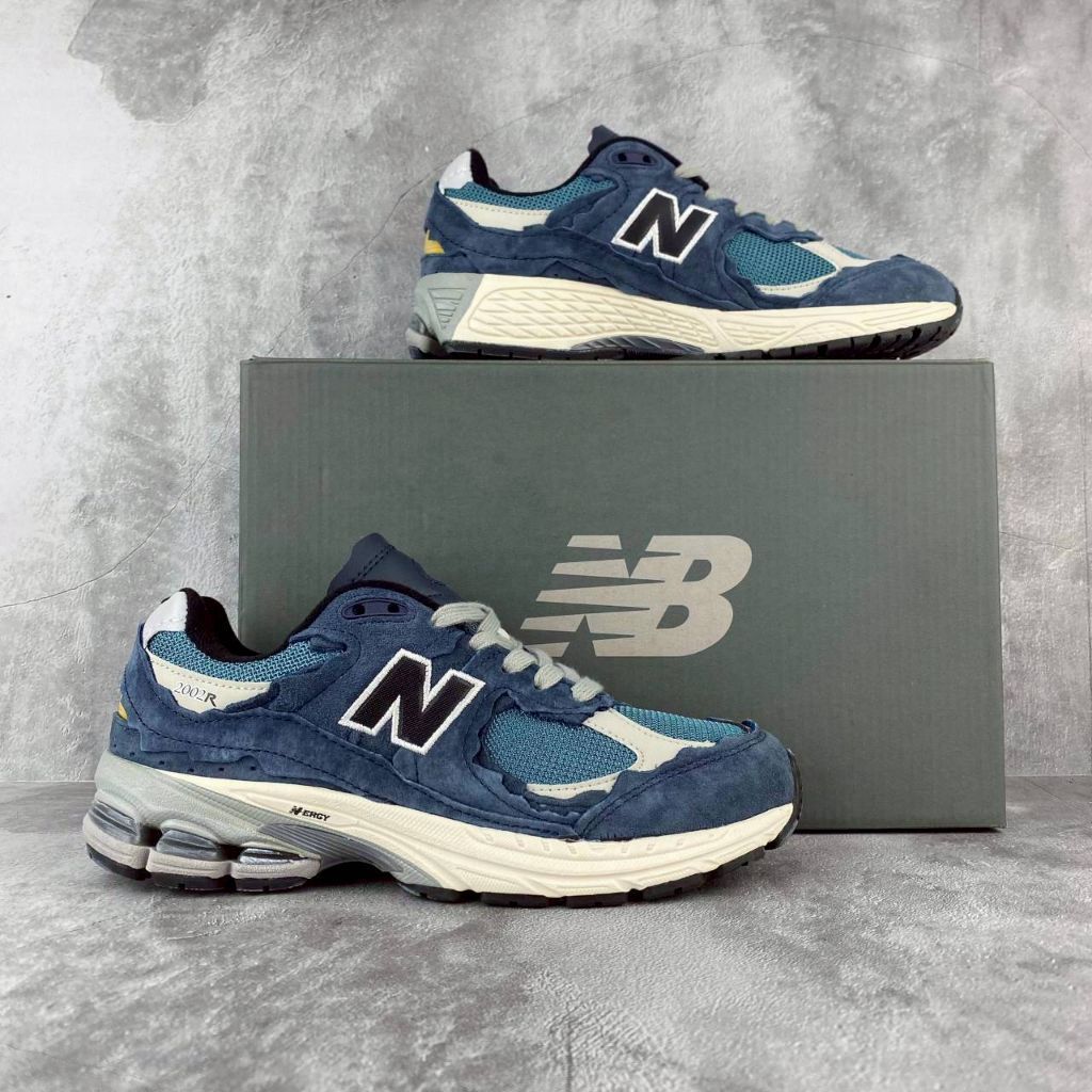 Sepatu 2002R Dark Navy 100% BNIB