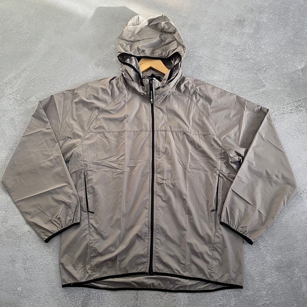 jaket sport casual traveling packable bag nylon parasut by eider keren banget