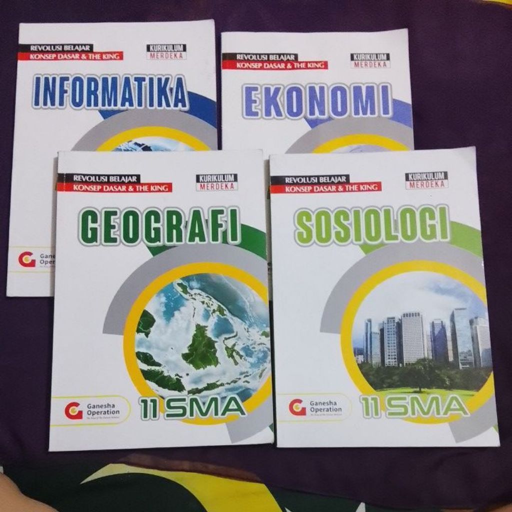 Buku Informatika, Ekonomi, Geografi, Sosiologi XI SMA Kurikulum Merdeka
