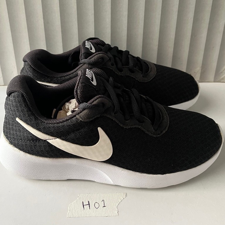 Sepatu Anak Nike Tanjun Size 35,5/22cm