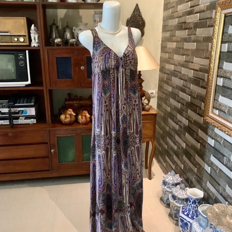 PRELOVED DRESS PANTAI (Ada cup bra nya)
