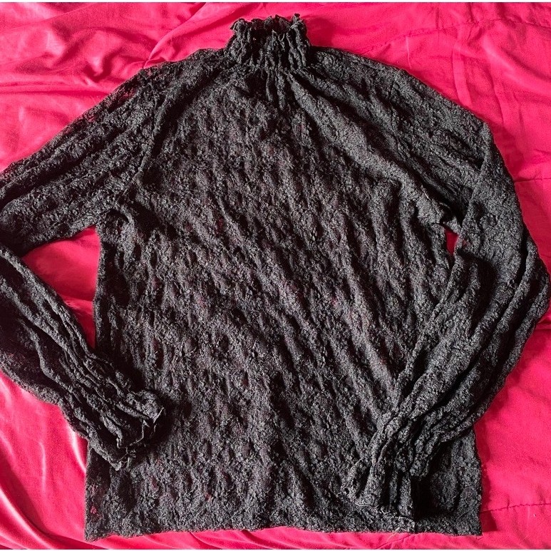 New Tag Colza Blouse Brokat Hitam Tangan Balon