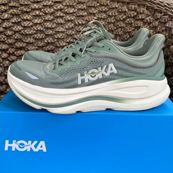 Sepatu Lari Running Shoes Hoka Bondi 9 Standar Second terawat Size 9 US 42.5