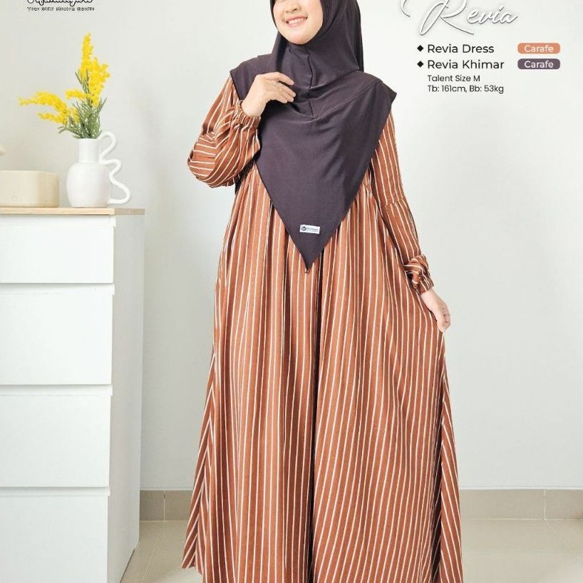 REVIA DRESS