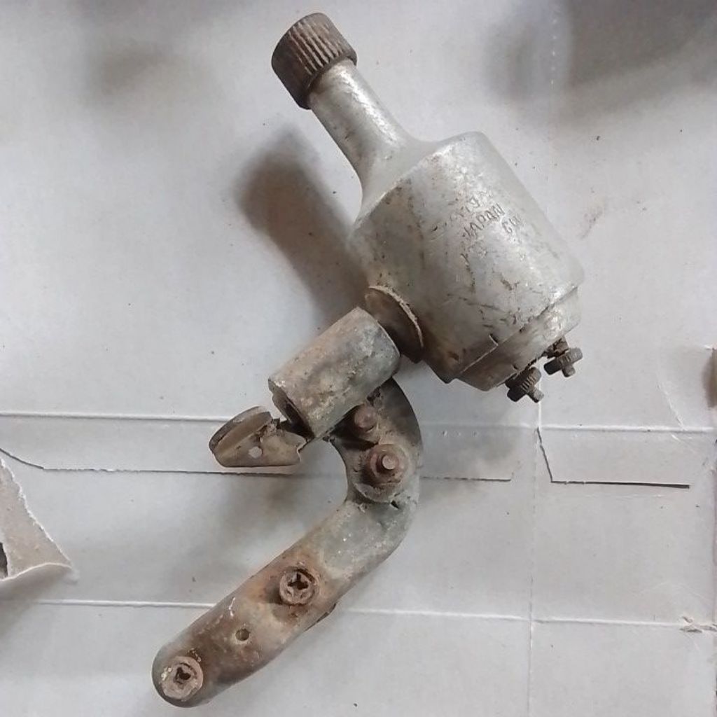 Pajangan Vintage Dinamo Lampu Sepeda Mullard