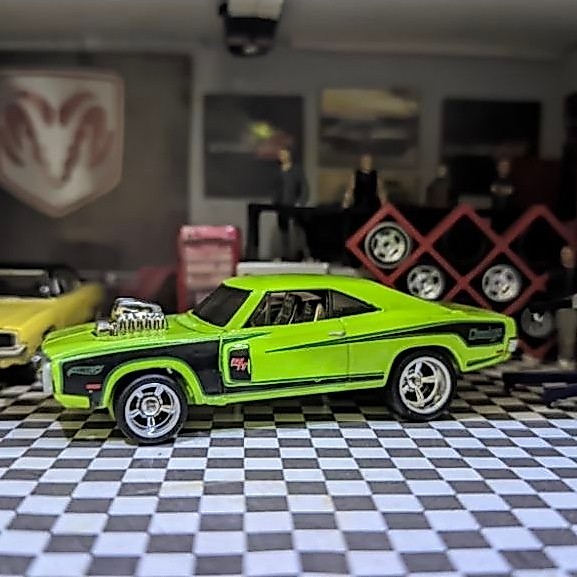 hot wheels 70 dodge charger
