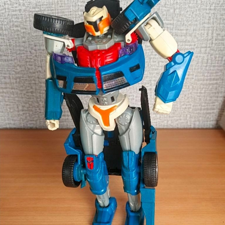Tobot Y Young Toys 2010 Figure Robot