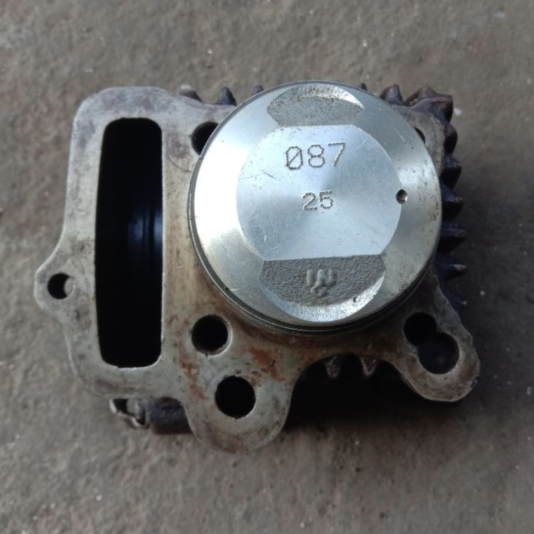 Cylinder Blok Honda C70 Supercup C700 Original