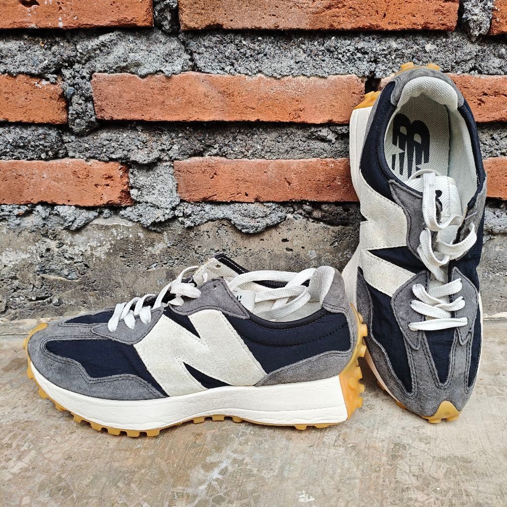 NB 327 SIZE 40 SECOND