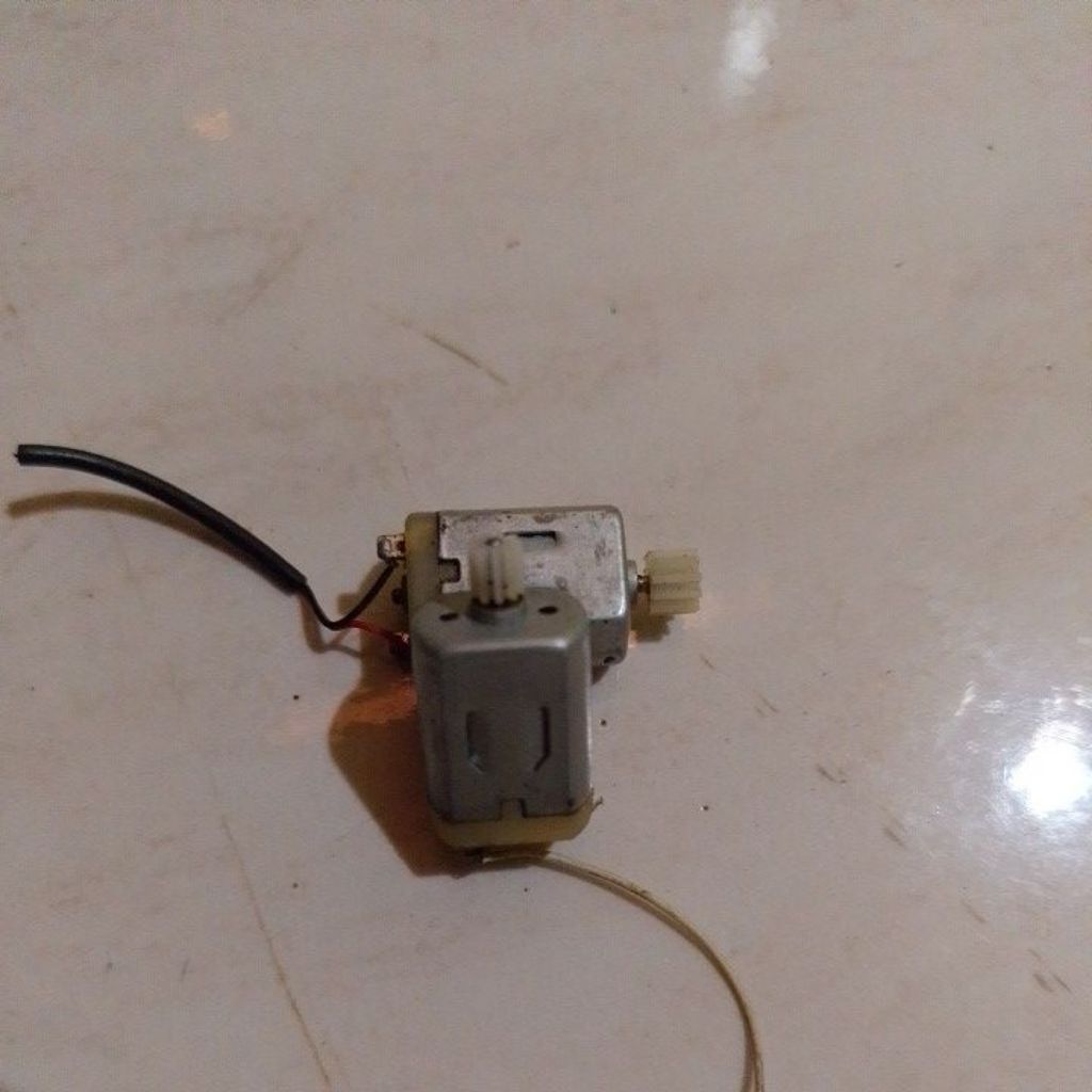 dinamo mini/kecil