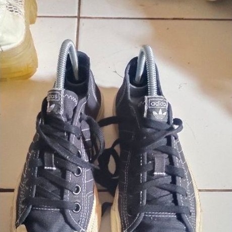 sepatu adidas nizza RF core size 38