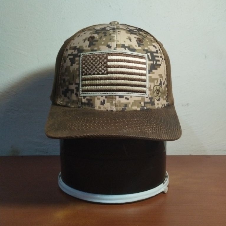 Topi ARIAT US Flag Snapback