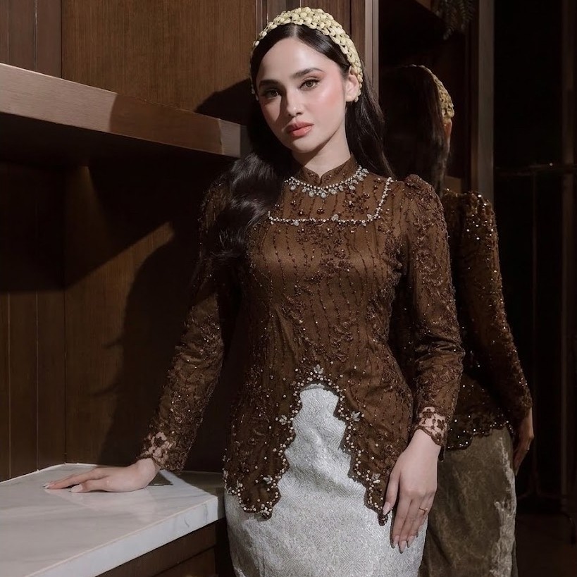 LAVANYA KEBAYA’Kebaya shifa tille/Atasan Kebaya tille/kebaya zigzag tille/kebaya wisuda
