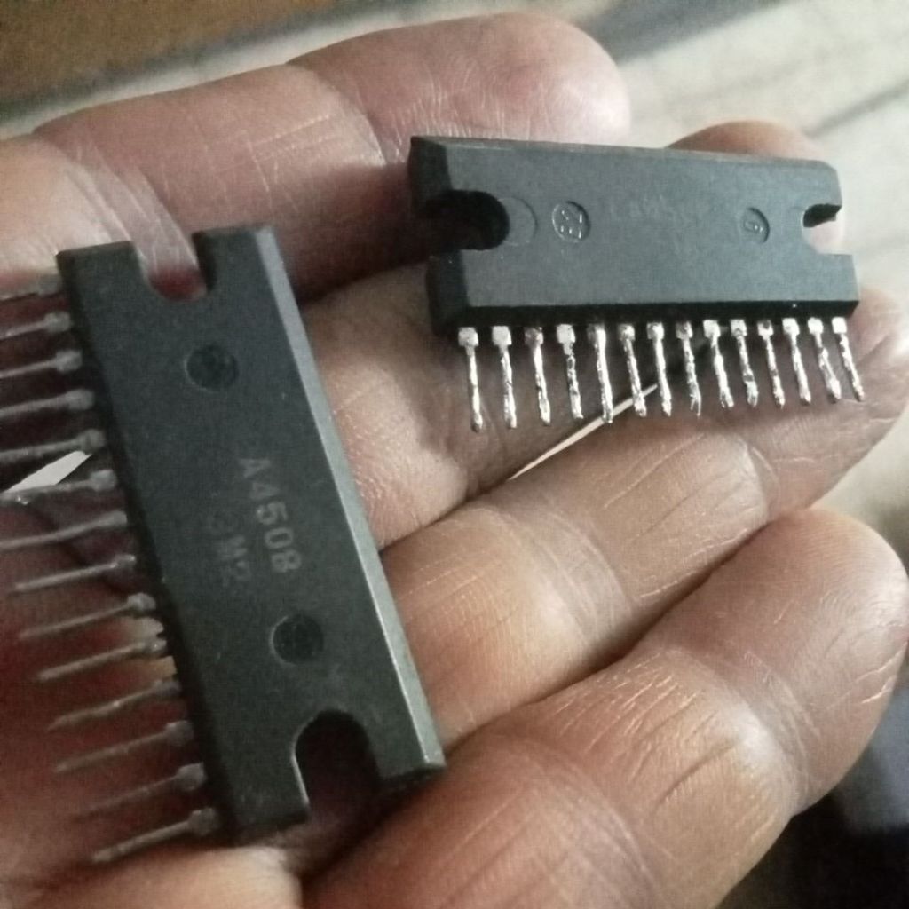 ic power ampli cabutan tape polytron grand compo 2pc