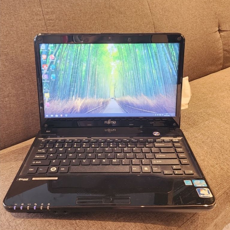 Fujitsu LH532 i7 3612QM ssd 128gb hdd 500gb