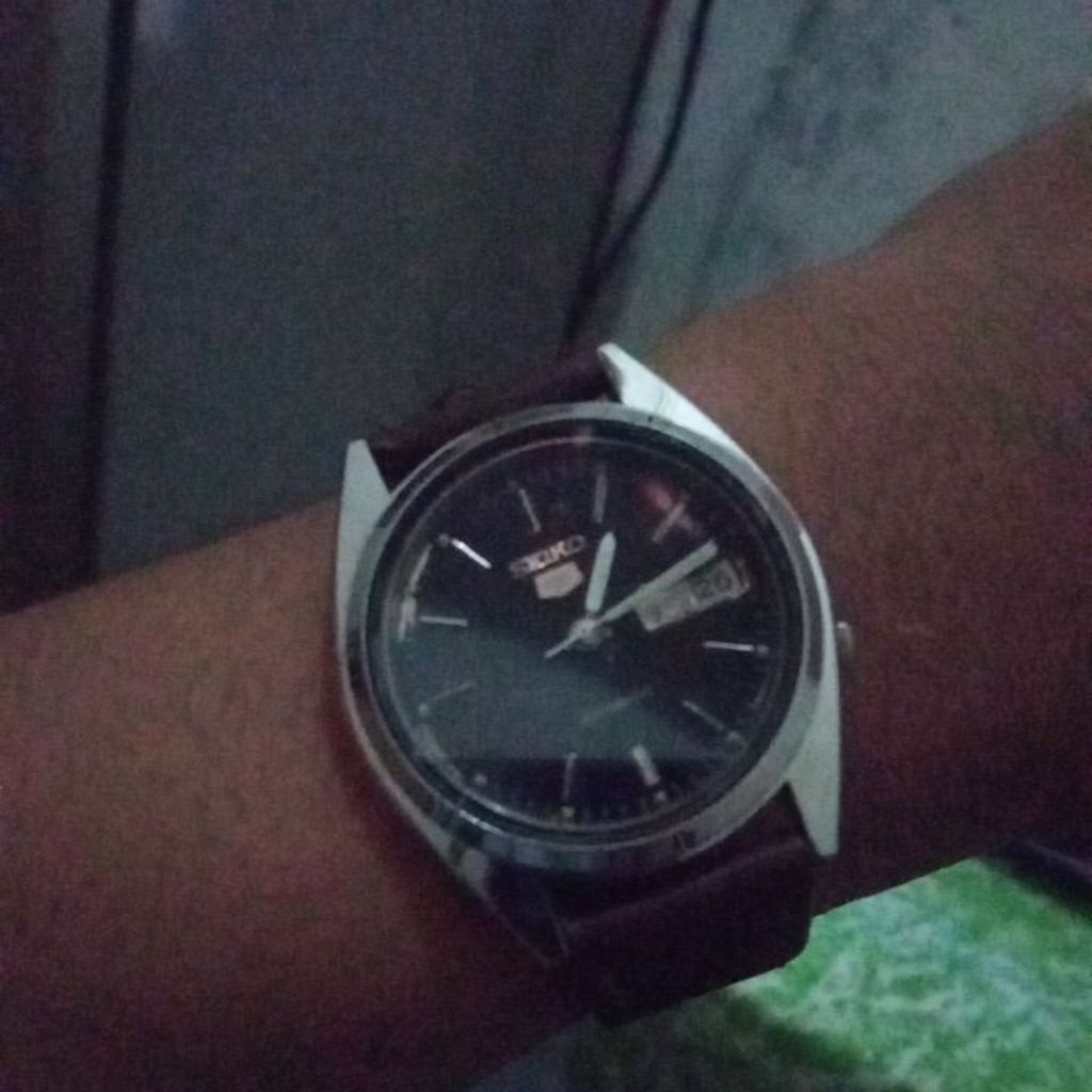 Jam Tangan Seiko 5 Automatic Bekas