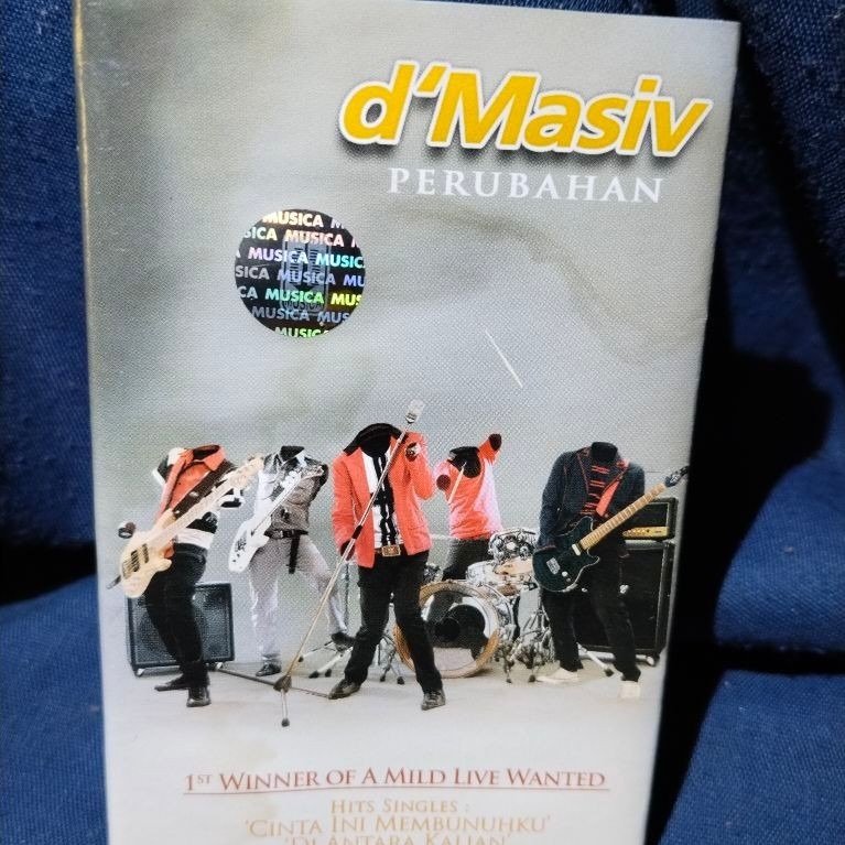 kaset pita original d'masiv perubahan. MULUS KAKU. BACA FULL DESKRIPSI