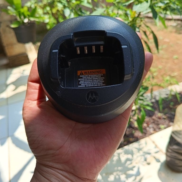 CHARGER HT MOTOROLA CP1660 / Charger HT Motorola CP1660