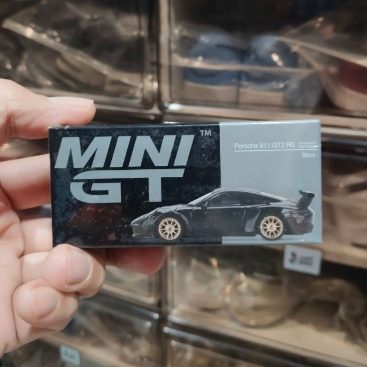 Mini GT Porsche 911 GT2 Black No 401