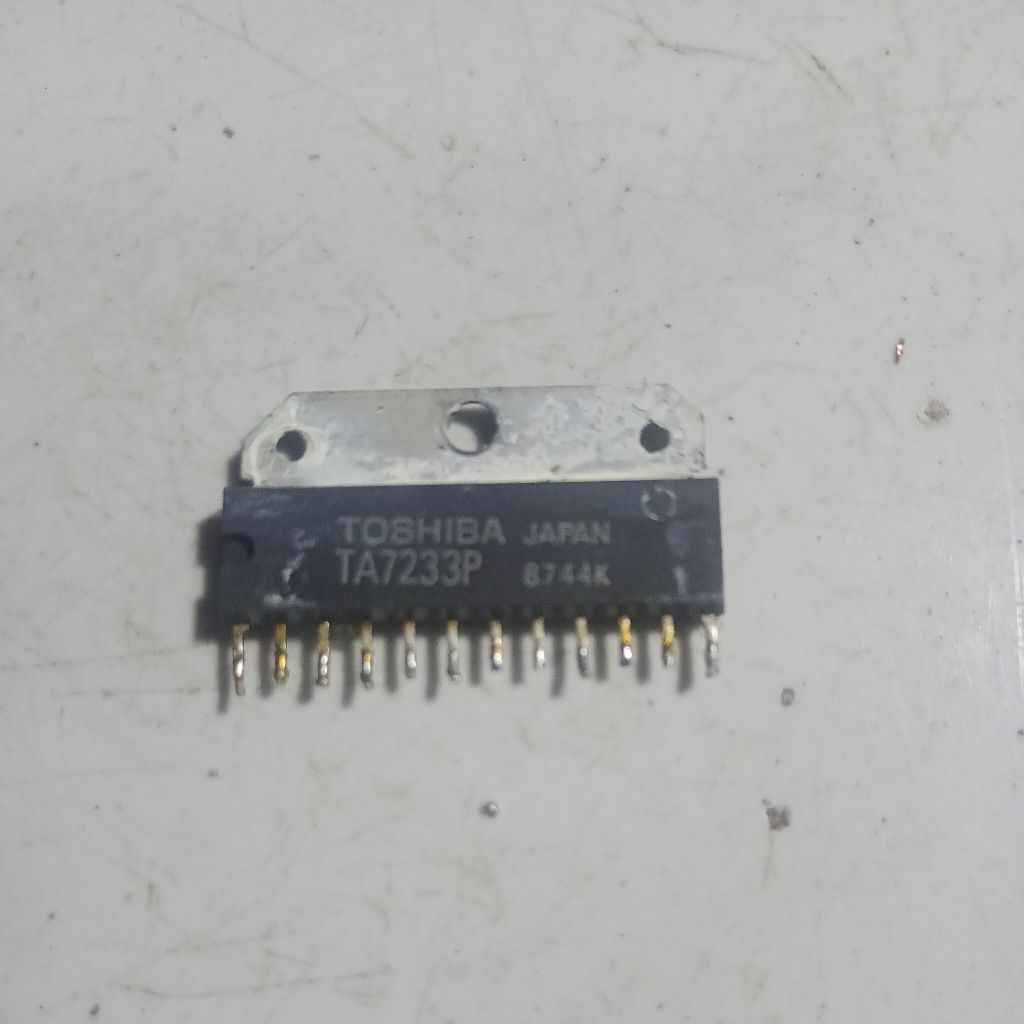 IC TOSHIBA TA7233P Japan chip 14 pin elektronik