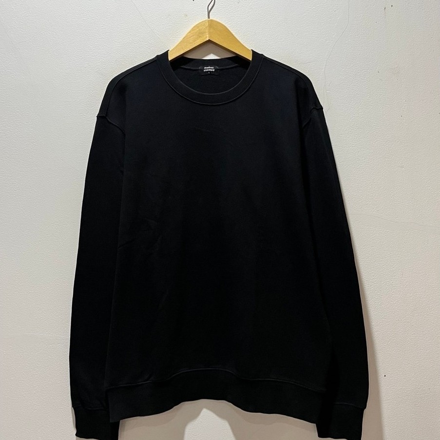 Crewneck MUSINSA STANDARD Basic Black / Sweatshiet Musinsa Standard